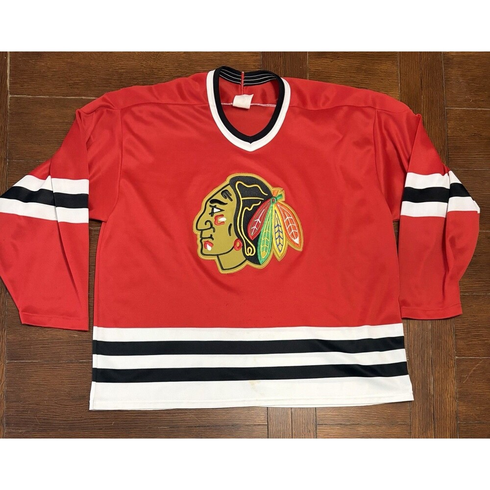 Vintage Chicago Blackhawks CCM Hockey Jersey Size XL Red 90s NHL